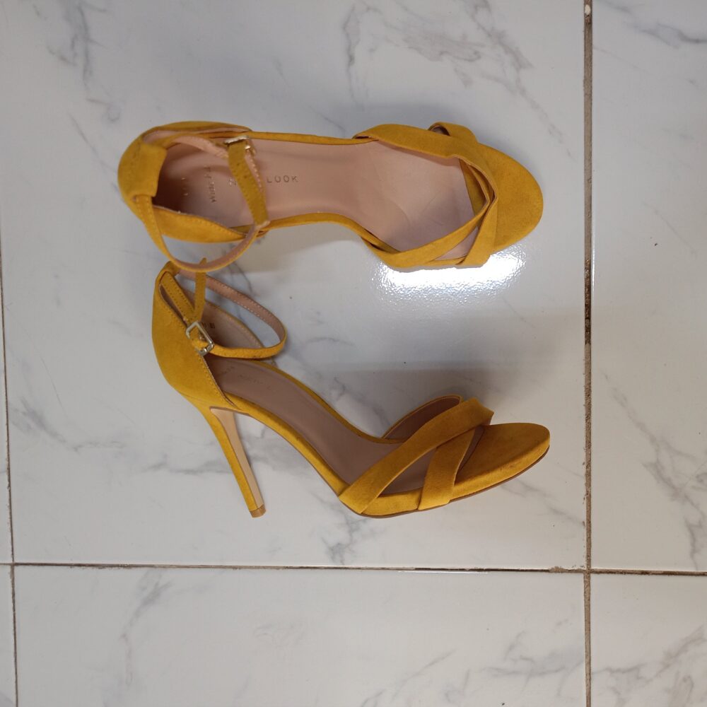 Primark heel (size 39/40)